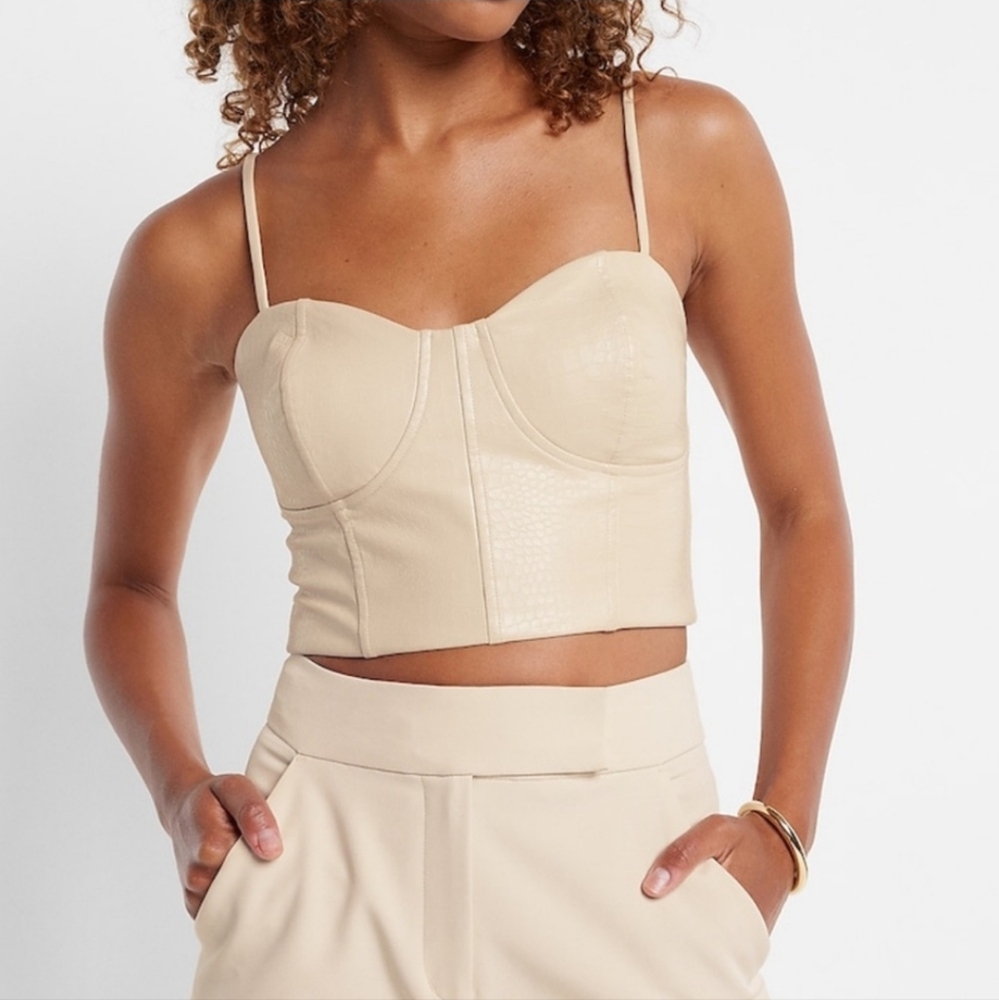Express Cream Crop Top